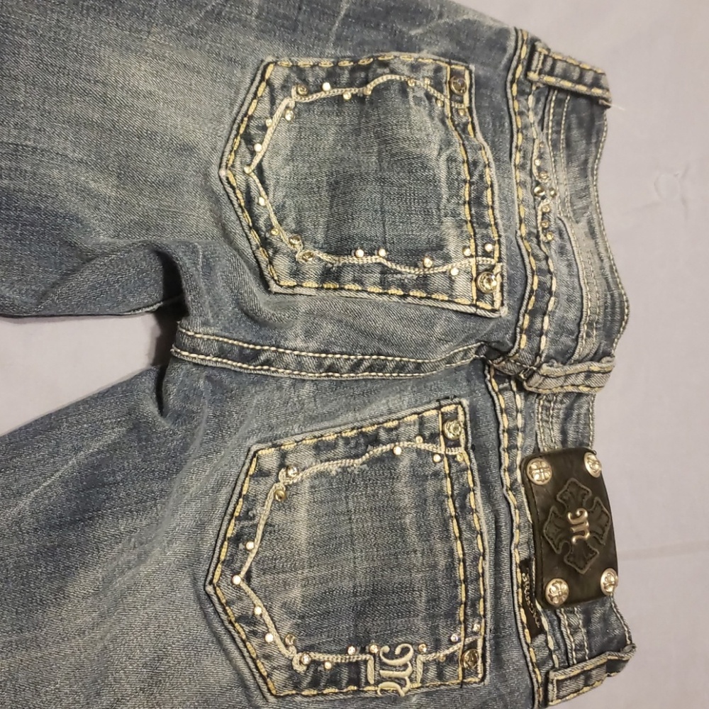 Jeans - Picture 3 of 3